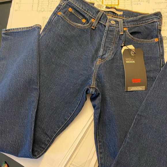 NWT Levi’s Premium Wedgie straight leg jean woman size 26 - Picture 4 of 7